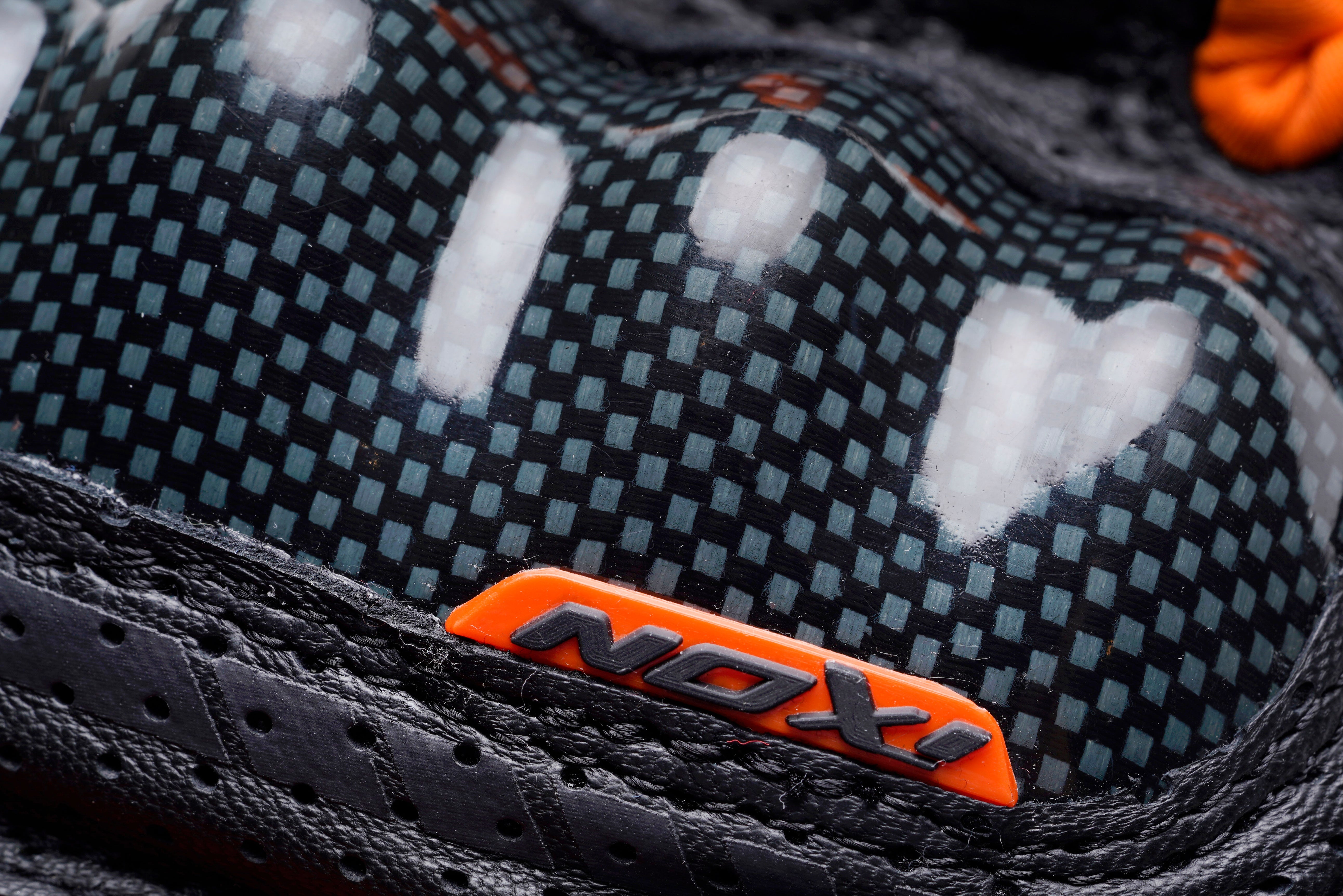 BLACK/ORANGE