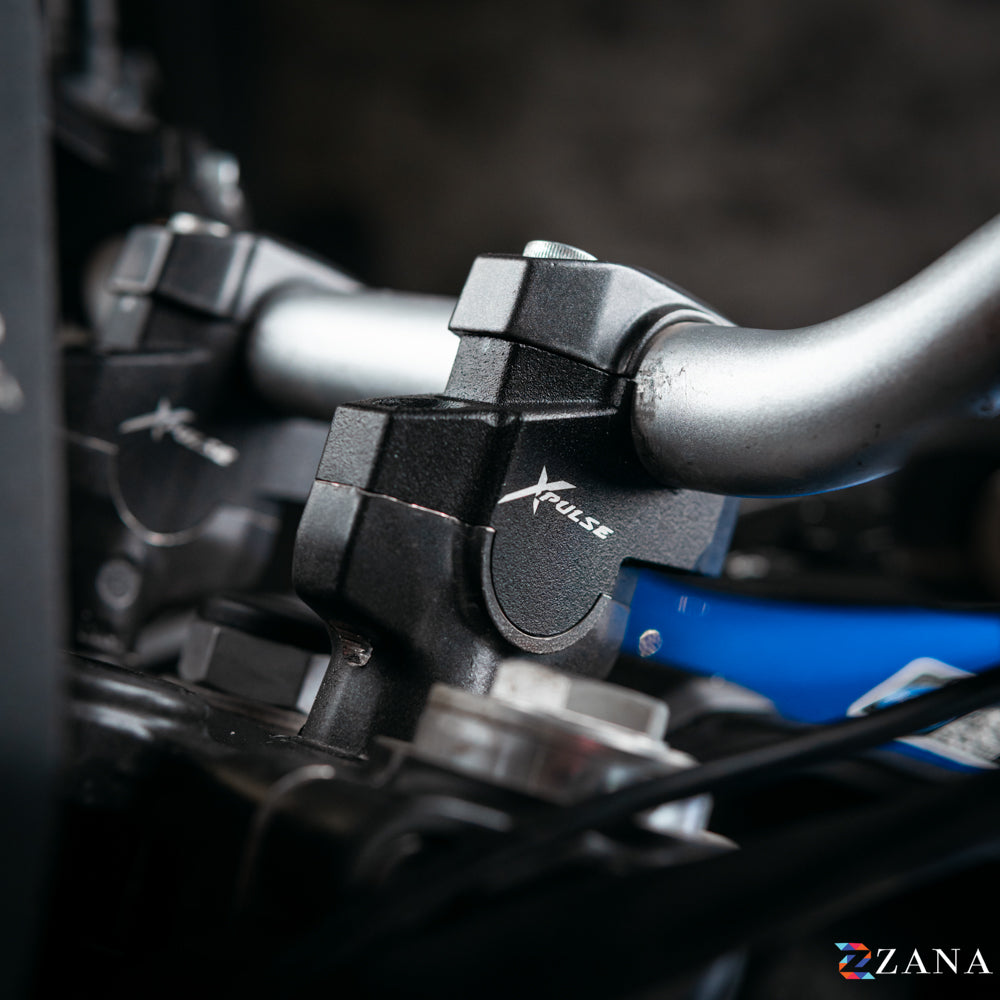 X-PULSE 210 HANDLE RISER VERTICAL BLACK
