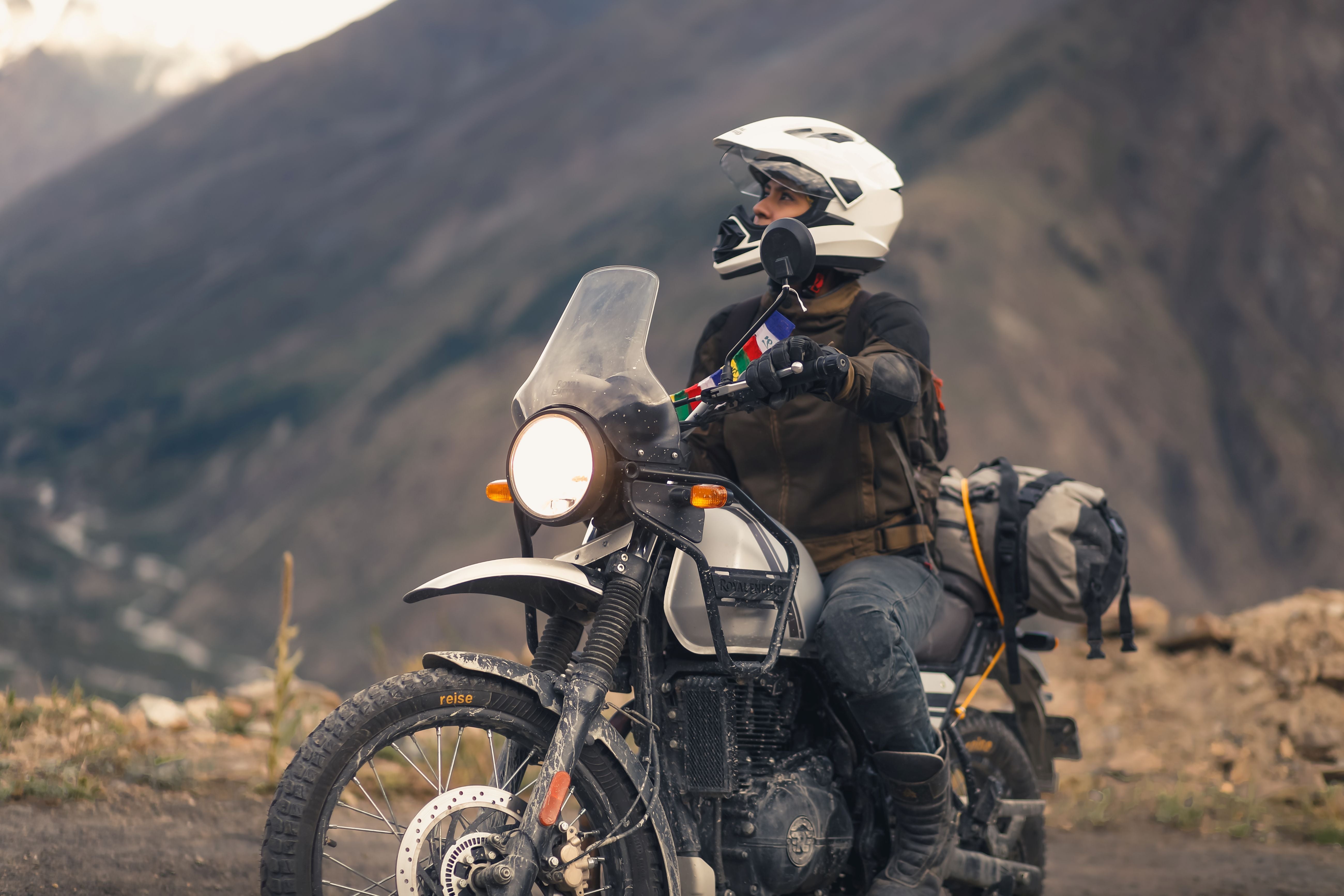 Exploring the Best Tyres for Mountain Terrain Driving
