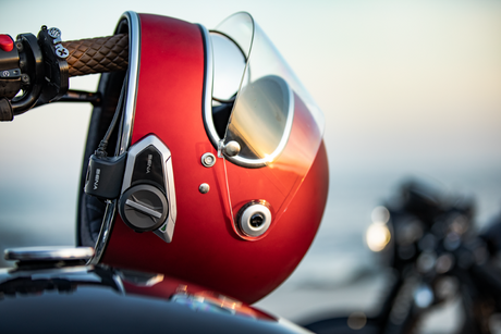 Helmet Communication Systems: Staying Connected While Staying Safe