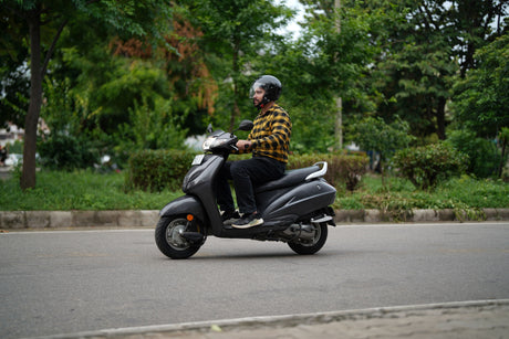 How Indian Road Conditions Affect Motorcycle Tyre Life & Performance