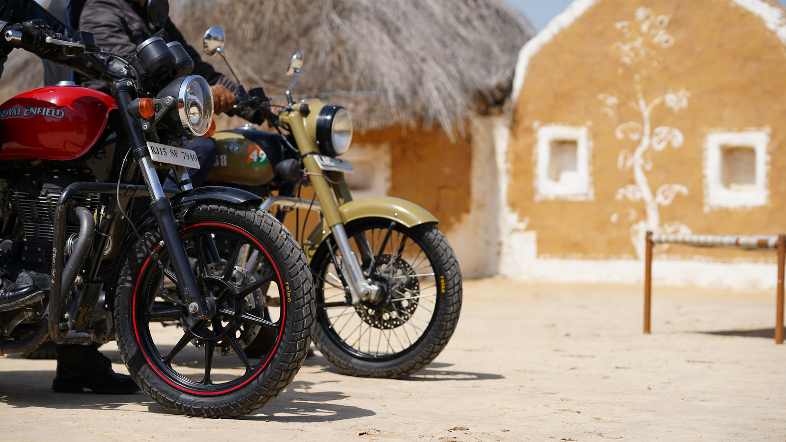 Radial vs Bias Motorcycle Tyres: Best Choice for Indian Roads | Reise