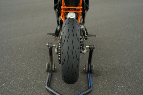 Top Performance Tyres for Indian Superbikes in 2025 | ReiseMoto Expert Guide