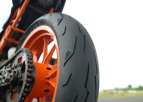 Why Wider Motorcycle Tyres Matter for Indian Riders?