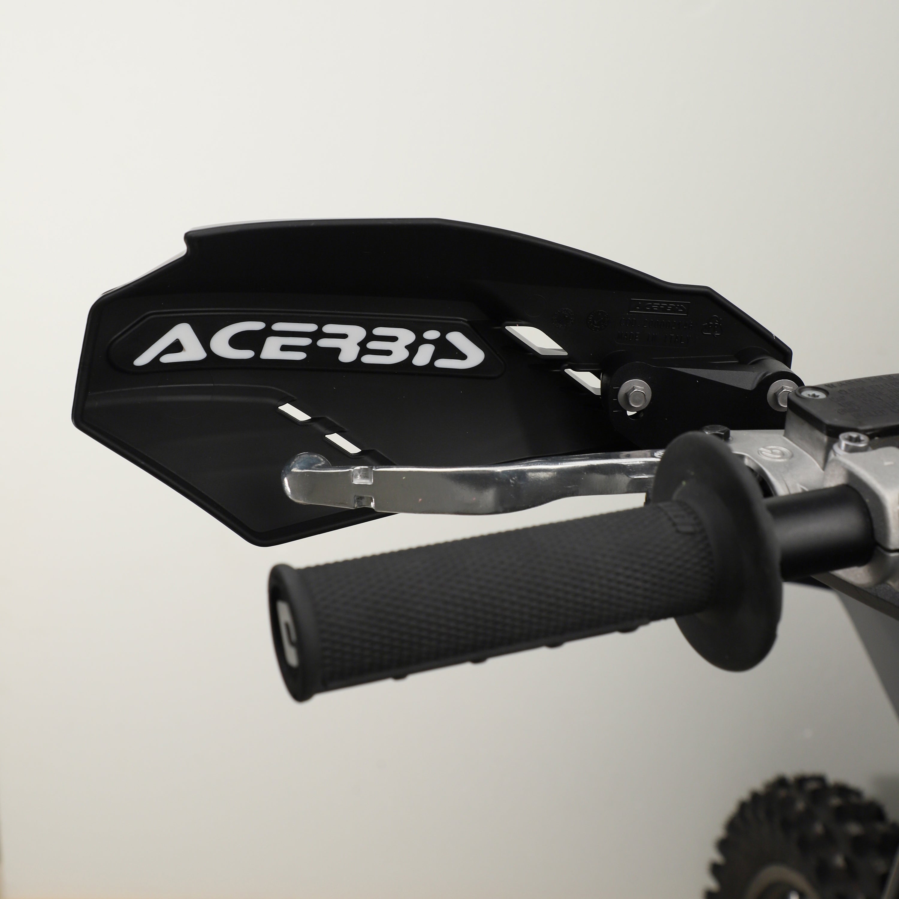 Handguard Linear - Black/White