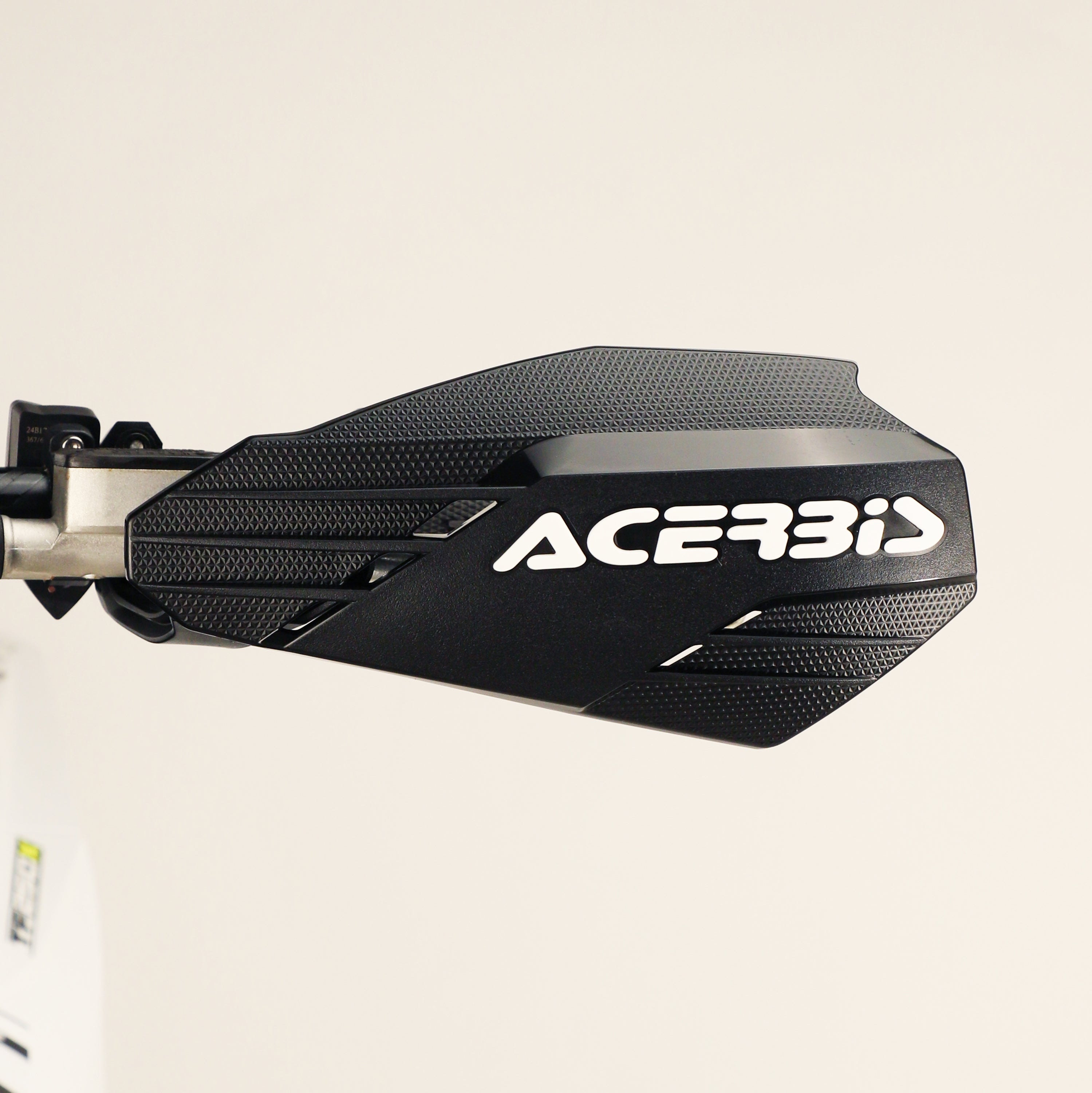 Handguard Linear - Black/White
