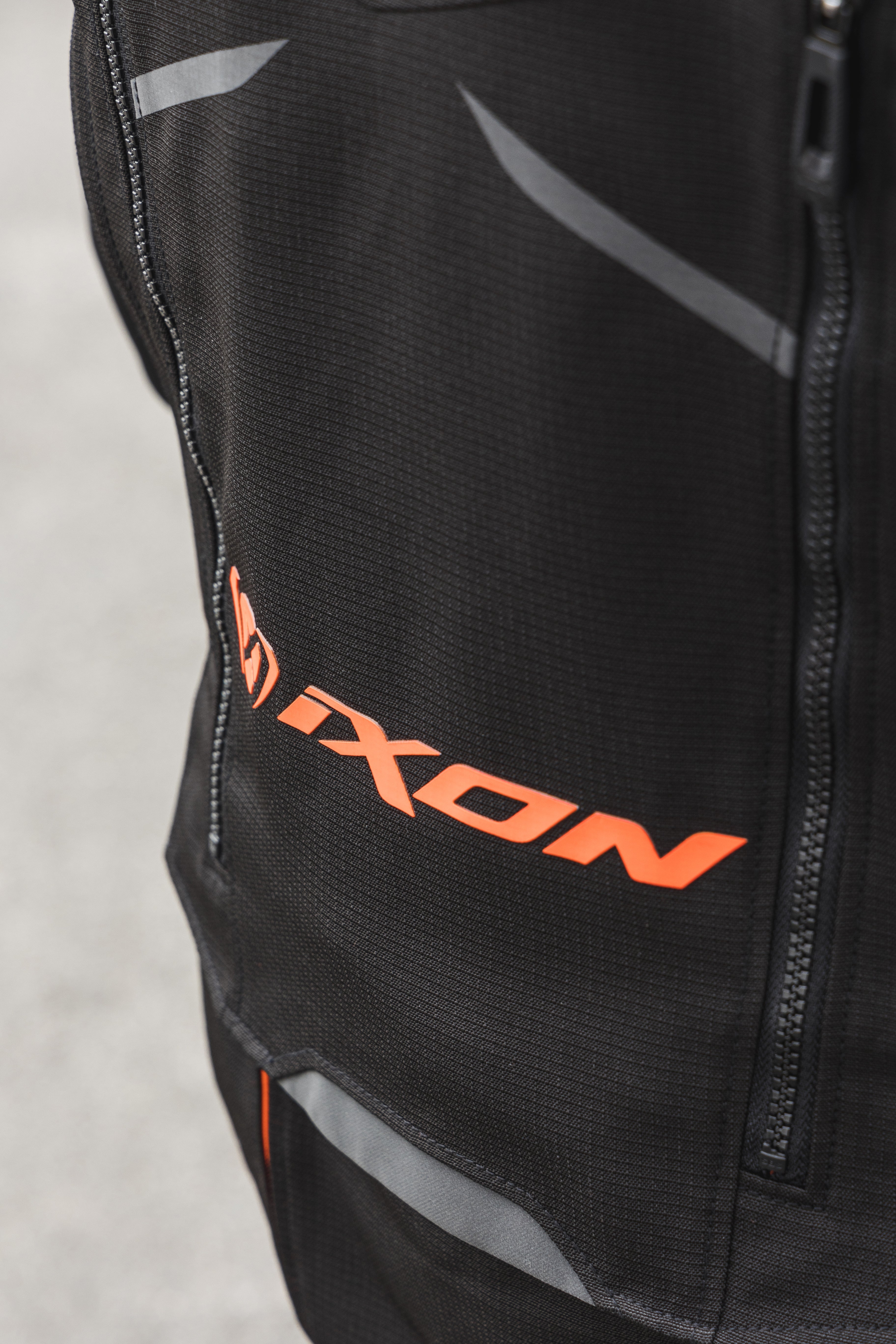IXON Ragnar Black/Grey/Red Jacket – ReiseMoto