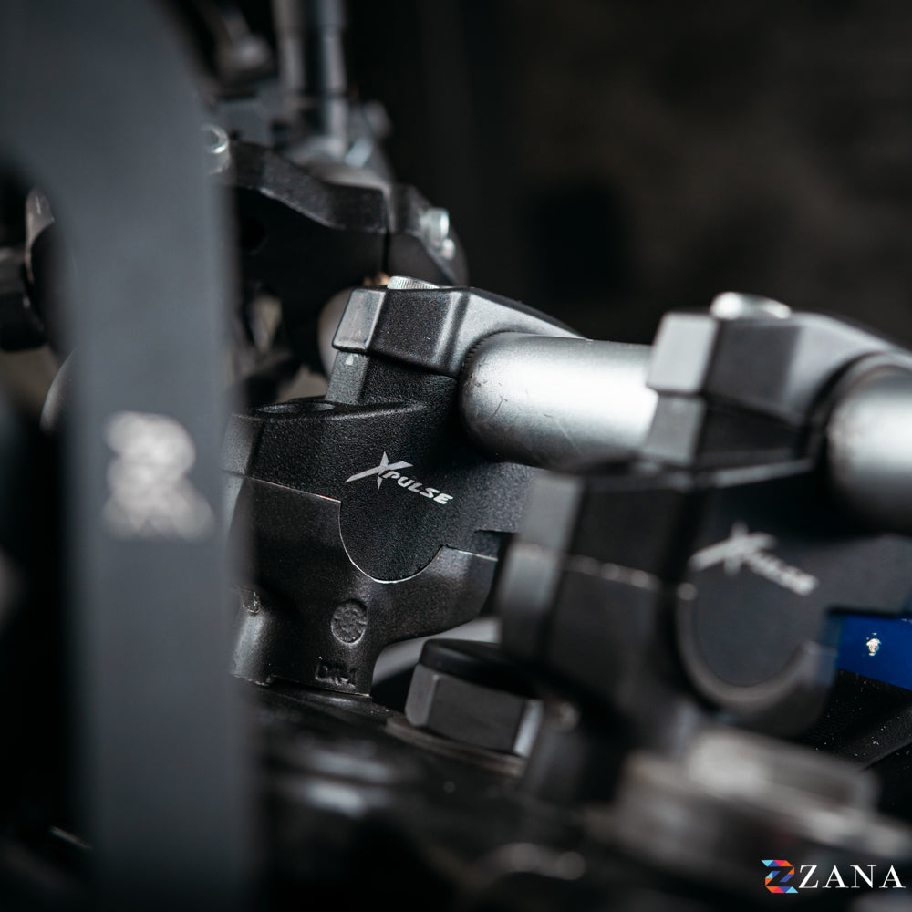 X-PULSE 210 HANDLE RISER VERTICAL BLACK