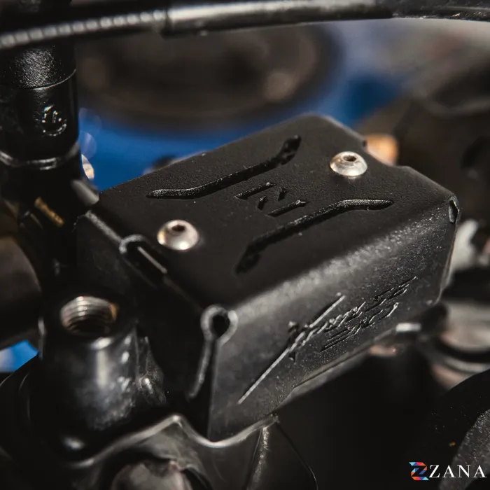 X-PULSE 210 FRONT FLUID RESERVIOR COVER